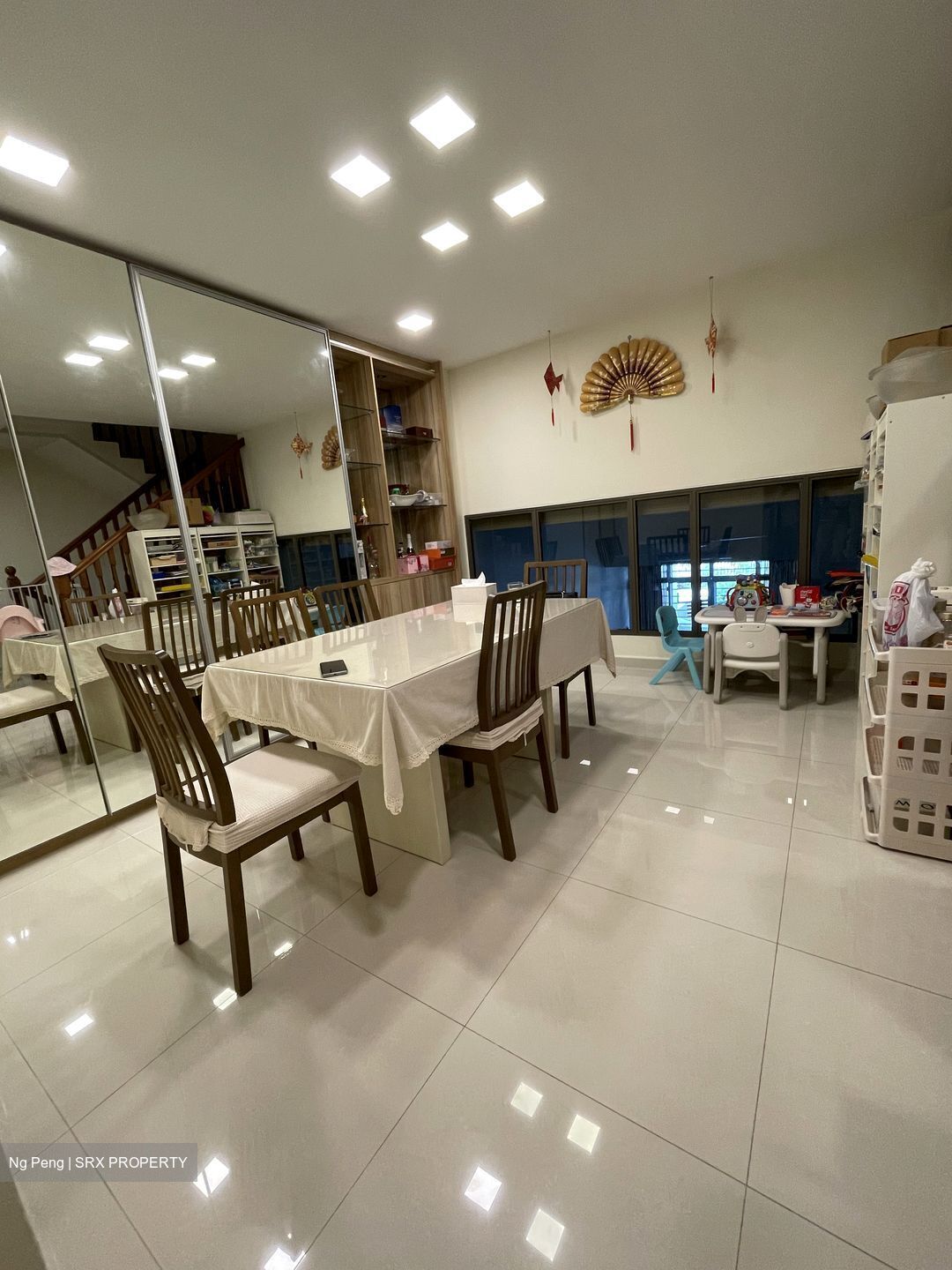 Opera Estate (D15), Terrace #530640081